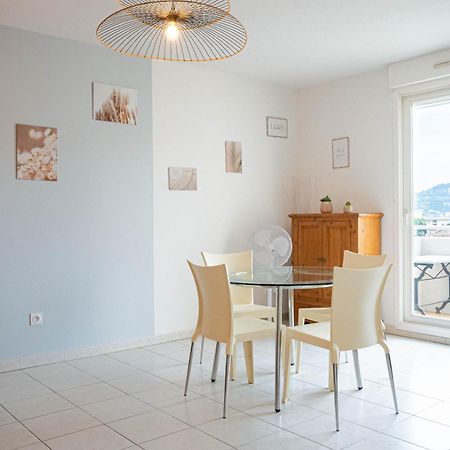 T2 Tout Confort Proche Centre Hyeres & Plages Eksteriør bilde